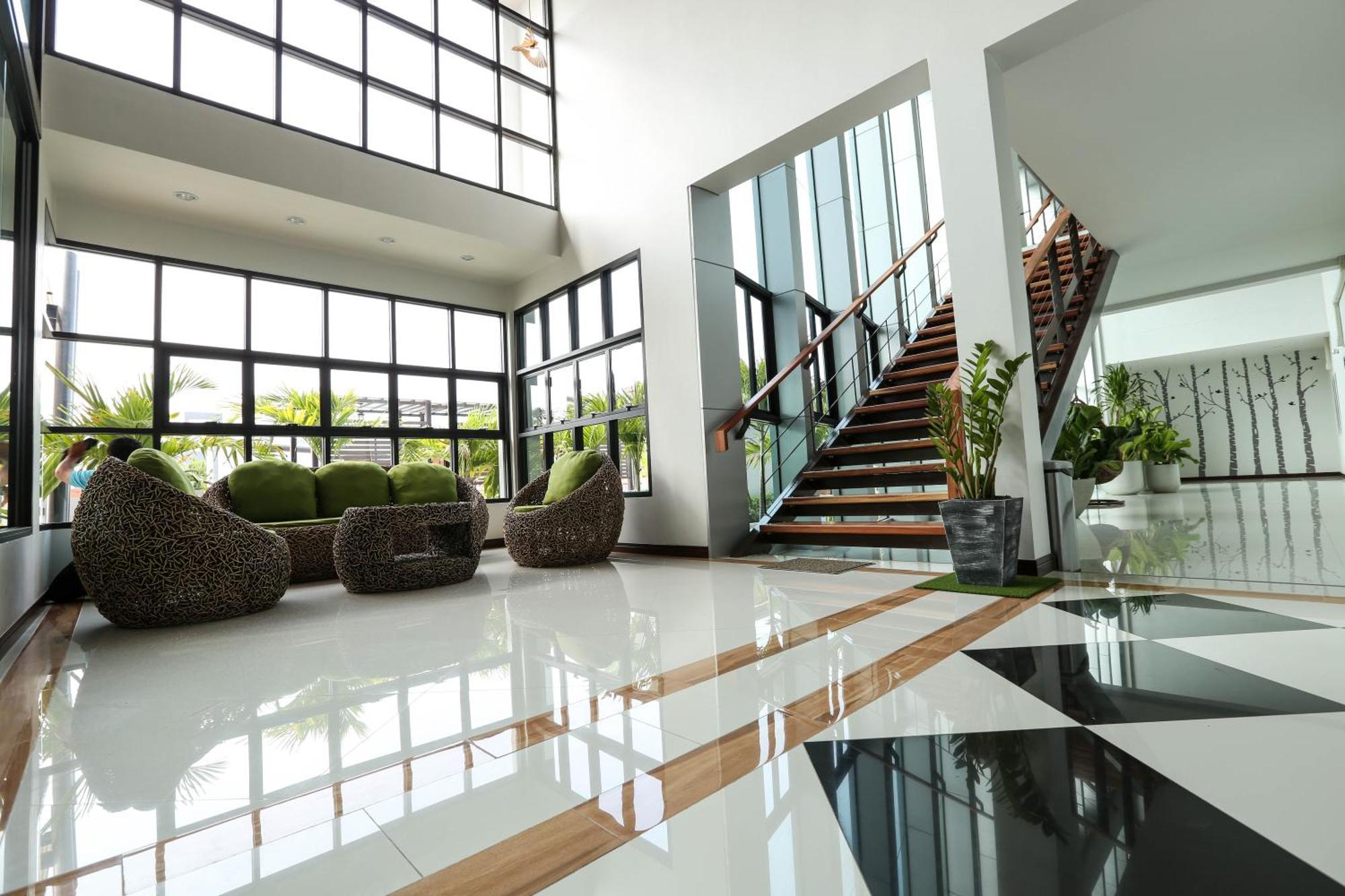 Socool Grand Hotel Nang Rong Екстериор снимка