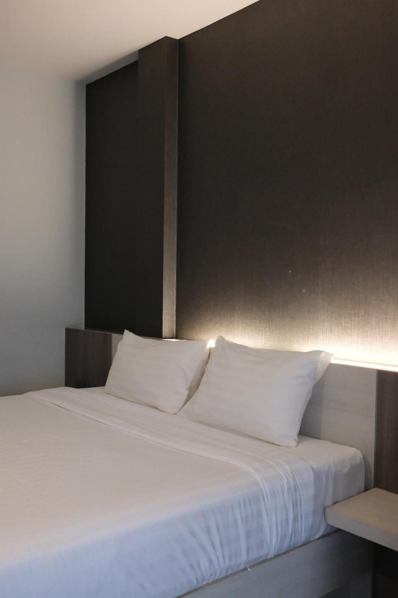 Socool Grand Hotel Nang Rong Екстериор снимка