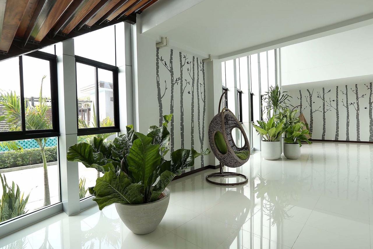 Socool Grand Hotel Nang Rong Екстериор снимка